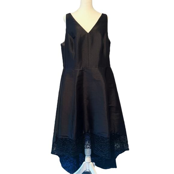 ML Monique Lhuillier Gown Size 22 or 3X Estimated Black V-Neck Lace High-Lo Hem - Picture 2 of 9